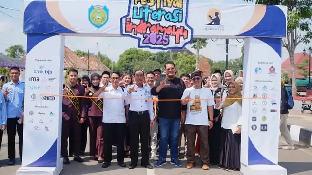 Festival Literasi Indramayu 2025: Momentum Kolektif Menyemai Kesadaran Membaca, Bukan Sekadar Perayaan! thumbnail